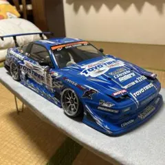 ドリフトカー 1/10 オレンジ/ リモコン付き オレンジの方のみ ドリフトカー 1/10 オレンジ/ リモコン付き オレンジの方のみ - メルカリ