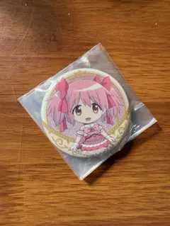 魔法少女まどか☆マギカ　缶バッジ 叛逆の物語 ワルプルギスの廻天 鹿目まどか