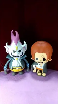 ワンピース ソフビフィギュア シャンクス ＆ 王下七武海登場編 ゲッコーモリア