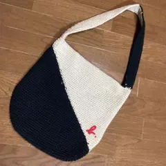 【 agnes b】ベージュと黒のショルダーバッグ