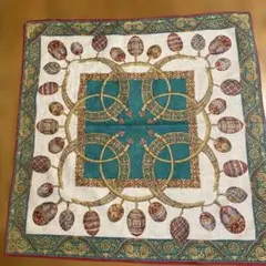 TRUSSARDI 装飾的な卵モチーフ スカーフ50センチ　綿　大判ハンカチ