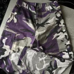 迷彩カーゴパンツ