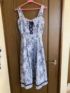 axes femme 花柄 レースアップジャンパースカート