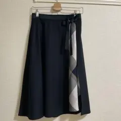 ブルーレーベル　スカート　ネイビー