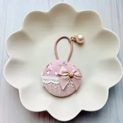 Item thumbnail for item e7dd526c-423e-4737-84b7-c58c49914cd8