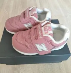 New Balance 996 ピンク スニーカー　12.5センチ　ファースト