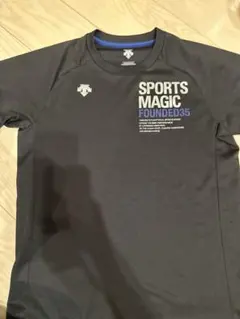 デサント　バレーボール　Tシャツ