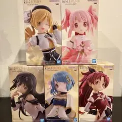 魔法少女まどか⭐︎マギカ　フィギュア5体セットのサムネイル