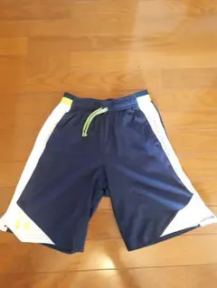 ジュニア用アンダーアーマートレーニングパンツ