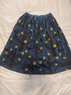 【新品⭐︎タグ付き】マーブルシュッド刺繍入りダークグリーンフレアスカート 新品⭐︎タグ付き】マーブルシュッド刺繍入りダークグリーンフレアスカート