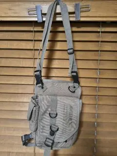 美品！AVIREX アビレックス 2WAY ショルダー&レッグバッグ