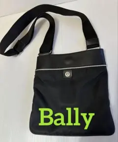 Ballyバリー　ナイロンレザー　スクエア型ショルダーバッグ　サコッシュ　黒のサムネイル
