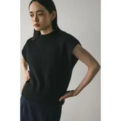 ニットベストのサムネイル