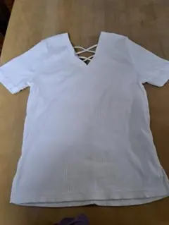ホワイト Vネック 半袖Tシャツ