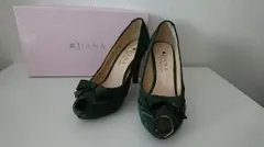 DIANA パンプス