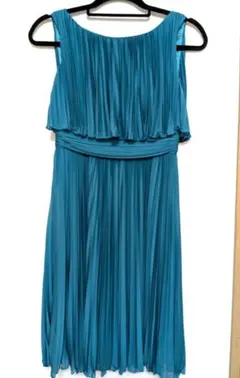 StrawberryFields プリーツ ノースリーブドレス