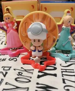 マクドナルド ハッピーセット マリオギャラクシー ☆ピーチ姫＆ロゼッタ 各1個のサムネイル