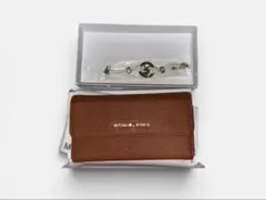 MICHAEL KORS ブラウン三つ折り財布