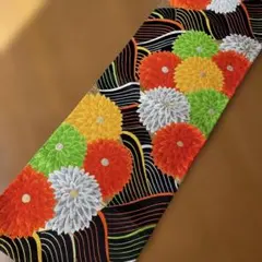 和風テーブルランナー　　９０総柄花柄刺繍