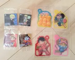 新品！　ワンピース　カード＆シール　8枚　まとめ売り　シークレットあり　ミルキー