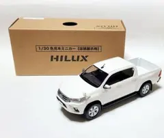 新型 ハイラックス カラーサンプル プラチナホワイト ミニカー - メルカリ