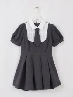 evelyn ネクタイ付きタックプリーツワンピース