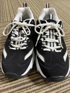 Skechers 黒　白　スニーカー　26cm スケッチャーズ　D'lites