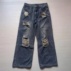 ダメージジーンズ