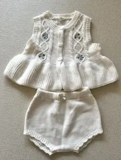 Cottoli ケーブル編み ベストとショートパンツ