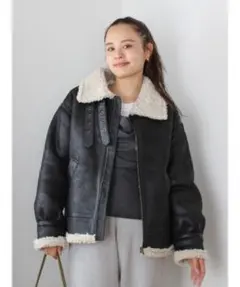 Ungrid フェイクムートンボアブルゾン　ブラックM