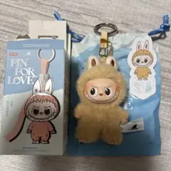 POP MART PIN FOR LOVE イニシャル ラブブ S