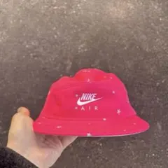 NIKE ピンク 星柄 キャップのサムネイル