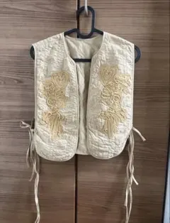 sea room lynn 刺繍ベスト