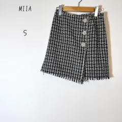 317 ミーア　ツイードタイトスカート 台形スカート　ビジュー　ブラック　S