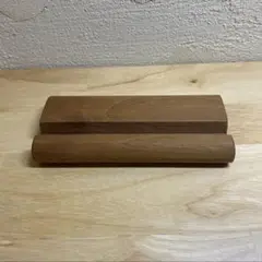 木製カードスタンド