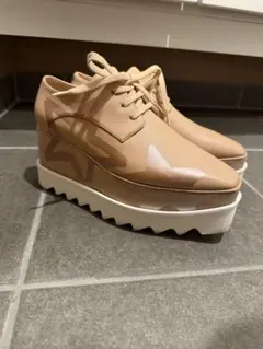 Item thumbnail for item eda1c28a-eca9-4833-9502-2890167c2c08