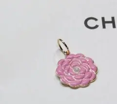 CHANEL ピンク チャーム 2個セット - メルカリ
