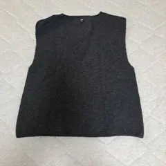 ユニクロ 3D スフレヤーンVネックベスト