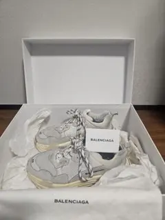初期 イタリア製 BALENCIAGA Triple S ホワイトのサムネイル