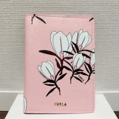 FURLA 花柄パスポートケースのサムネイル