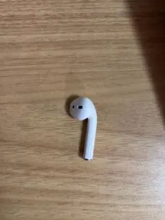 apple AirPods 第2世代 右耳 A2032 イヤホン(動作未確認)