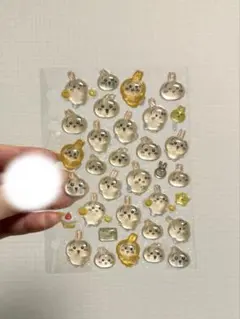 ボンボンドロップシール　ちいかわ　うさぎ