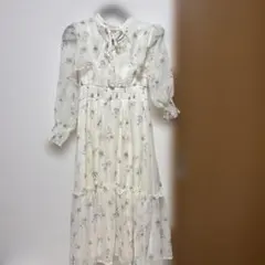 【美品】トッコクローゼット　花柄ティアードワンピース　Mサイズ
