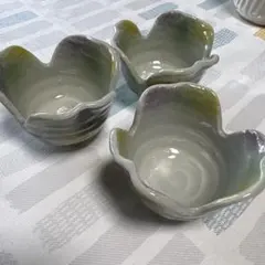 花びら型陶器ボウル 3個セット