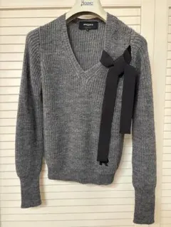 美品　ROCHAS ロシャスグレー Vネック セーター 38