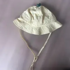 petit main ベビー帽子 クリーム色 サイズ48