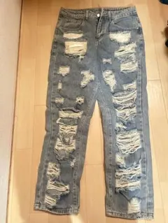 ダメージ加工 ライトブルーデニムパンツ