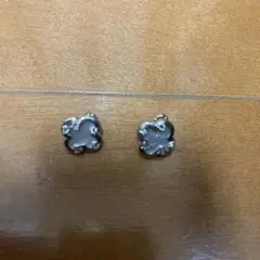 アンテプリマ　ピアスのサムネイル