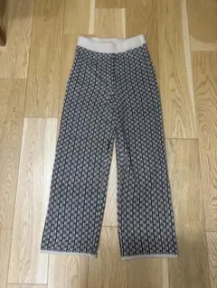 ニットパンツ 柄