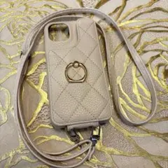 アイホン14カバー．アイボリー キルティング スマホショルダーストラップ